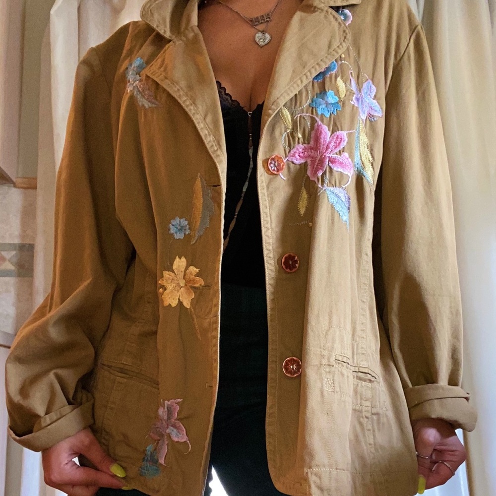 Brown detailed jacket